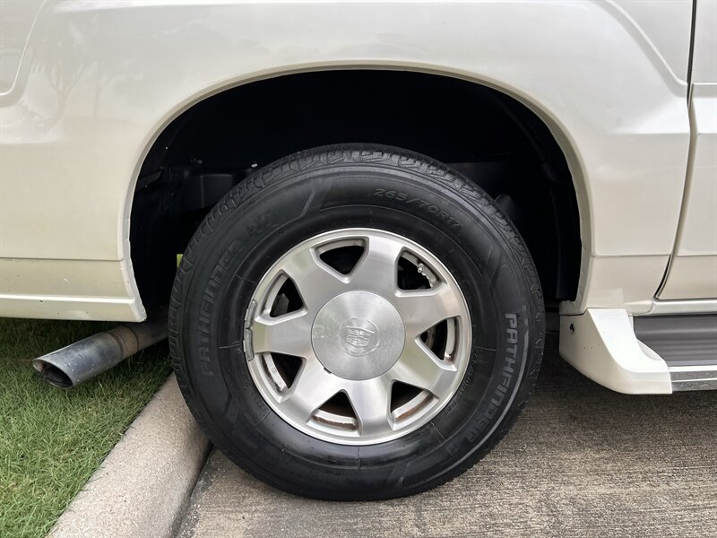 2005 Cadillac CADILLAC ESCALADE EXT AWD LEATHER 6.0L VORTEC V8 YOUTUBE VIDEO   - Photo 98 - Stafford, TX 77477