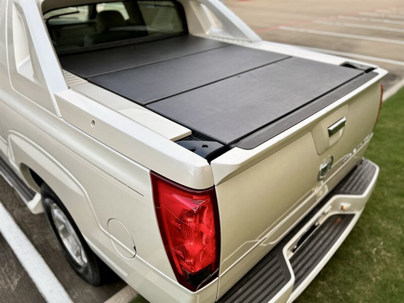 2005 Cadillac CADILLAC ESCALADE EXT AWD LEATHER 6.0L VORTEC V8 YOUTUBE VIDEO   - Photo 26 - Stafford, TX 77477