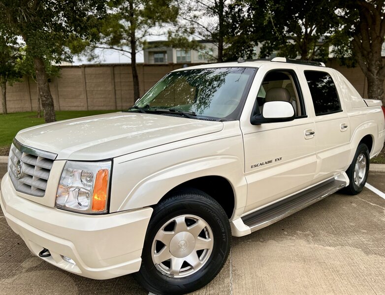 2005 Cadillac CADILLAC ESCALADE EXT AWD LEATHER 6.0L VORTEC V8 YOUTUBE VIDEO   - Photo 4 - Stafford, TX 77477