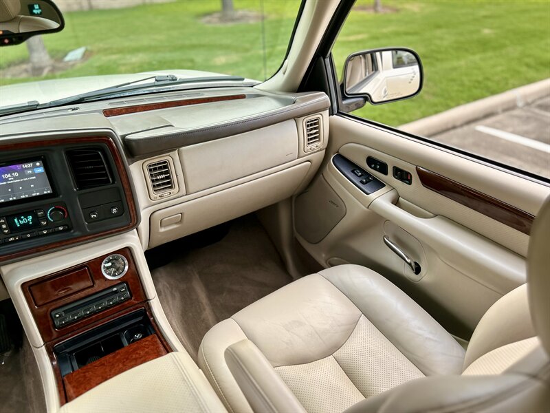 2005 Cadillac CADILLAC ESCALADE EXT AWD LEATHER 6.0L VORTEC V8 YOUTUBE VIDEO   - Photo 54 - Stafford, TX 77477