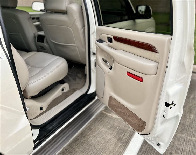 2005 Cadillac CADILLAC ESCALADE EXT AWD LEATHER 6.0L VORTEC V8 YOUTUBE VIDEO   - Photo 59 - Stafford, TX 77477