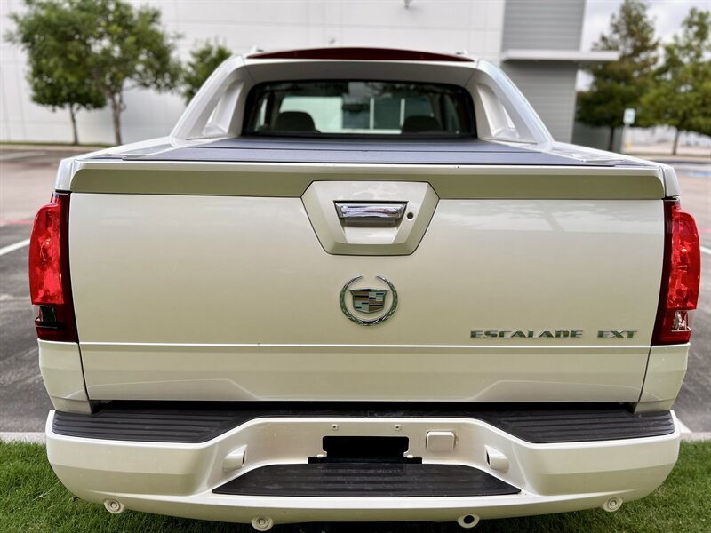 2005 Cadillac CADILLAC ESCALADE EXT AWD LEATHER 6.0L VORTEC V8 YOUTUBE VIDEO   - Photo 17 - Stafford, TX 77477