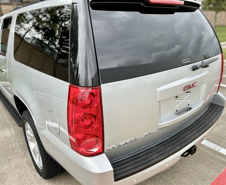 2011 GMC GMC YUKON XL SLT LEATHER 8-PASSENGER DVD YOUTUBE VIDEO   - Photo 21 - Stafford, TX 77477