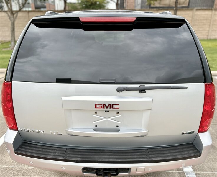 2011 GMC GMC YUKON XL SLT LEATHER 8-PASSENGER DVD YOUTUBE VIDEO   - Photo 15 - Stafford, TX 77477