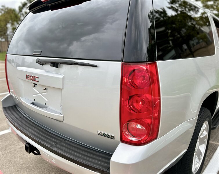 2011 GMC GMC YUKON XL SLT LEATHER 8-PASSENGER DVD YOUTUBE VIDEO   - Photo 73 - Stafford, TX 77477