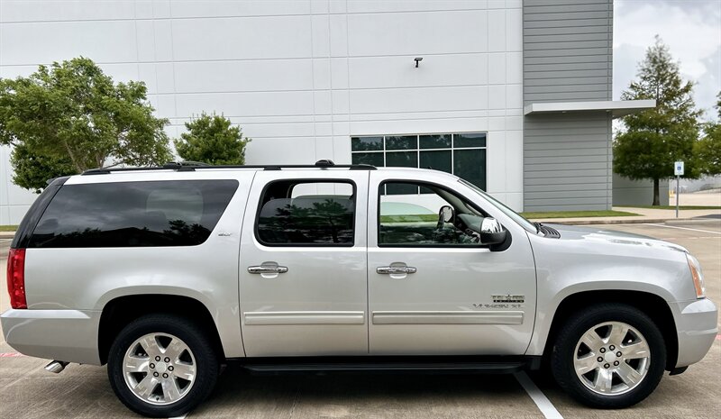 2011 GMC GMC YUKON XL SLT LEATHER 8-PASSENGER DVD YOUTUBE VIDEO   - Photo 11 - Stafford, TX 77477