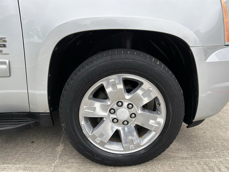 2011 GMC GMC YUKON XL SLT LEATHER 8-PASSENGER DVD YOUTUBE VIDEO   - Photo 92 - Stafford, TX 77477