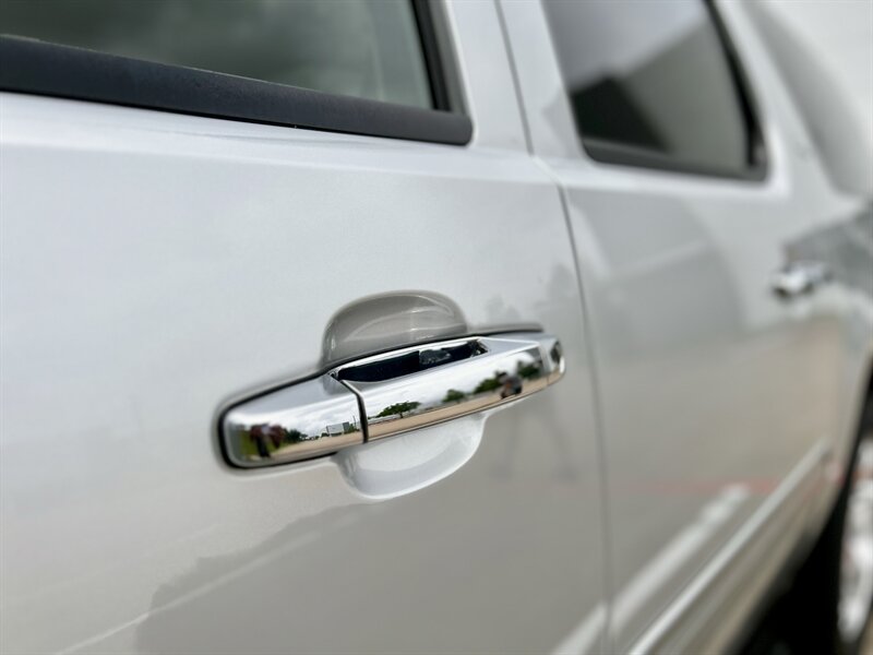 2011 GMC GMC YUKON XL SLT LEATHER 8-PASSENGER DVD YOUTUBE VIDEO   - Photo 82 - Stafford, TX 77477