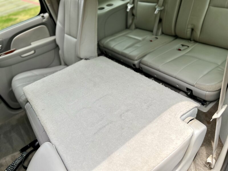 2011 GMC GMC YUKON XL SLT LEATHER 8-PASSENGER DVD YOUTUBE VIDEO   - Photo 54 - Stafford, TX 77477