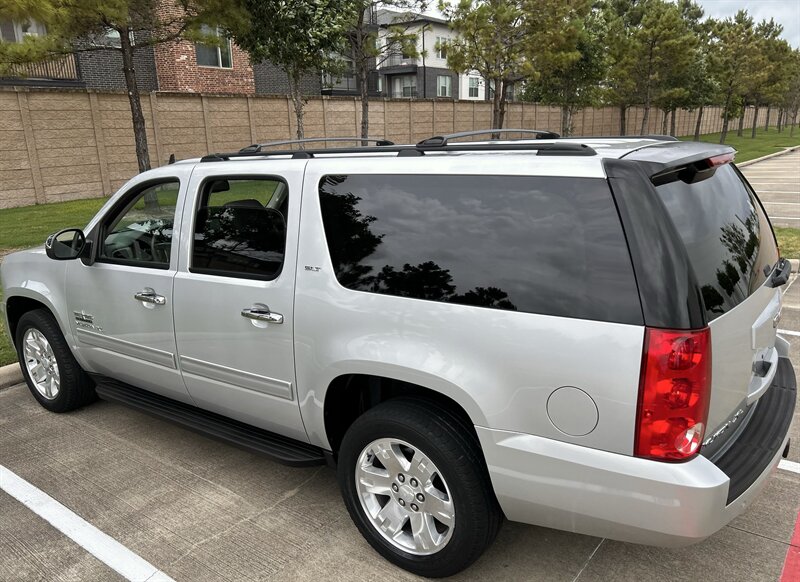 2011 GMC GMC YUKON XL SLT LEATHER 8-PASSENGER DVD YOUTUBE VIDEO   - Photo 17 - Stafford, TX 77477