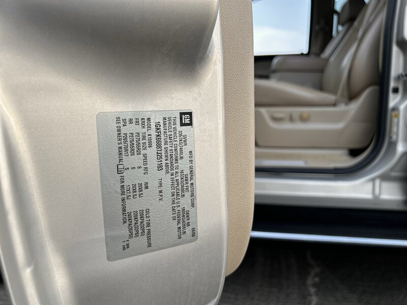 2007 GMC GMC YUKON DENALI XL AWD NAVIGATION LEATHER R-CAM BOSE ROOF 7PASS 4X4   - Photo 77 - Stafford, TX 77477