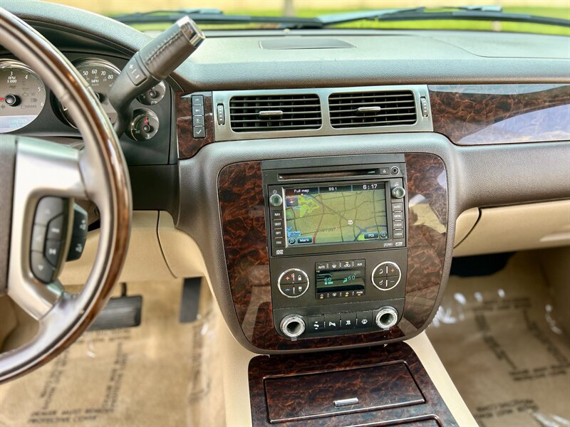 2007 GMC GMC YUKON DENALI XL AWD NAVIGATION LEATHER R-CAM BOSE ROOF 7PASS 4X4   - Photo 58 - Stafford, TX 77477