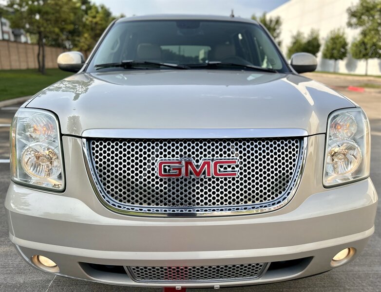 2007 GMC GMC YUKON DENALI XL AWD NAVIGATION LEATHER R-CAM BOSE ROOF 7PASS 4X4   - Photo 5 - Stafford, TX 77477