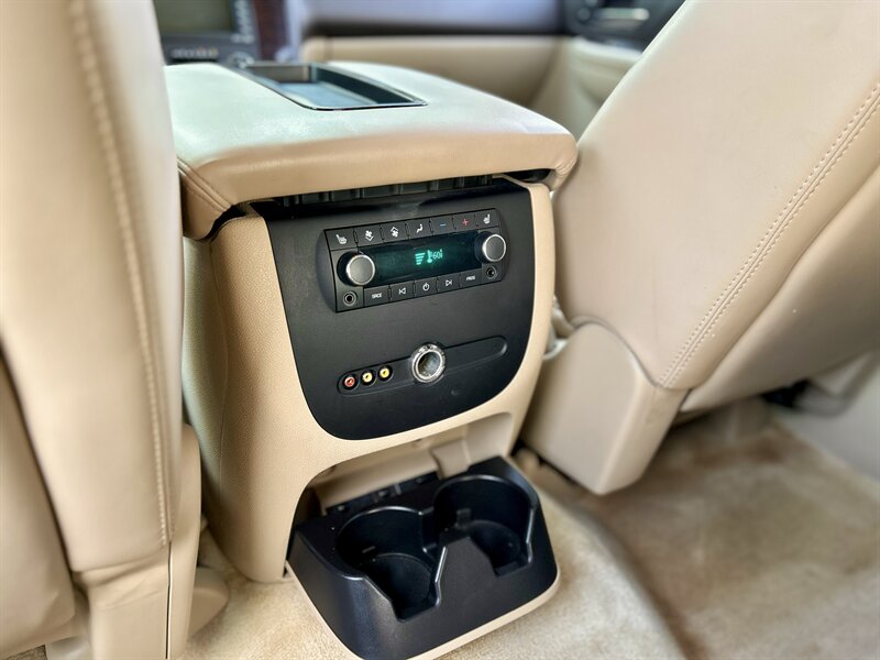 2007 GMC GMC YUKON DENALI XL AWD NAVIGATION LEATHER R-CAM BOSE ROOF 7PASS 4X4   - Photo 67 - Stafford, TX 77477