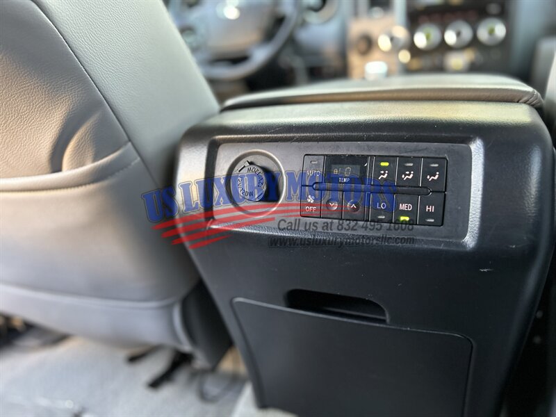 2011 Toyota TOYOTA SEQUOIA LIMITED NAVIFATION LEATHER DVD R-CAMERA YOUTUBE VIDEO   - Photo 74 - Stafford, TX 77477