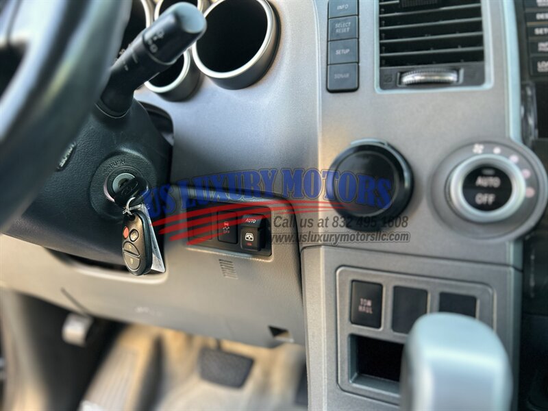 2011 Toyota TOYOTA SEQUOIA LIMITED NAVIFATION LEATHER DVD R-CAMERA YOUTUBE VIDEO   - Photo 56 - Stafford, TX 77477