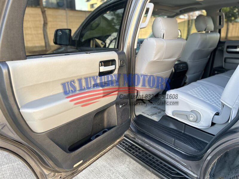 2011 Toyota TOYOTA SEQUOIA LIMITED NAVIFATION LEATHER DVD R-CAMERA YOUTUBE VIDEO   - Photo 59 - Stafford, TX 77477