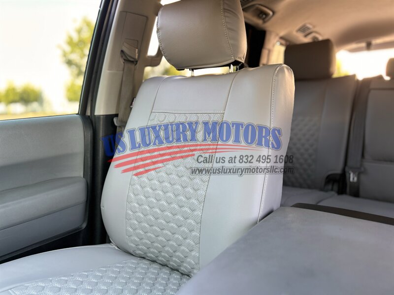 2011 Toyota TOYOTA SEQUOIA LIMITED NAVIFATION LEATHER DVD R-CAMERA YOUTUBE VIDEO   - Photo 49 - Stafford, TX 77477