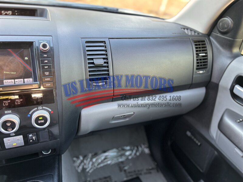2011 Toyota TOYOTA SEQUOIA LIMITED NAVIFATION LEATHER DVD R-CAMERA YOUTUBE VIDEO   - Photo 54 - Stafford, TX 77477