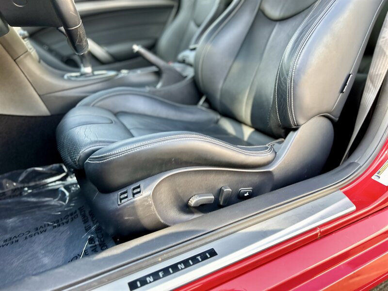 2012 INFINITI INFINITI G37 S JOURNEY 6-SPEED MANUAL COUPE NAVIGAION RARE LOADED   - Photo 38 - Stafford, TX 77477