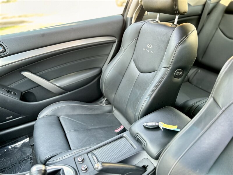 2012 INFINITI INFINITI G37 S JOURNEY 6-SPEED MANUAL COUPE NAVIGAION RARE LOADED   - Photo 40 - Stafford, TX 77477