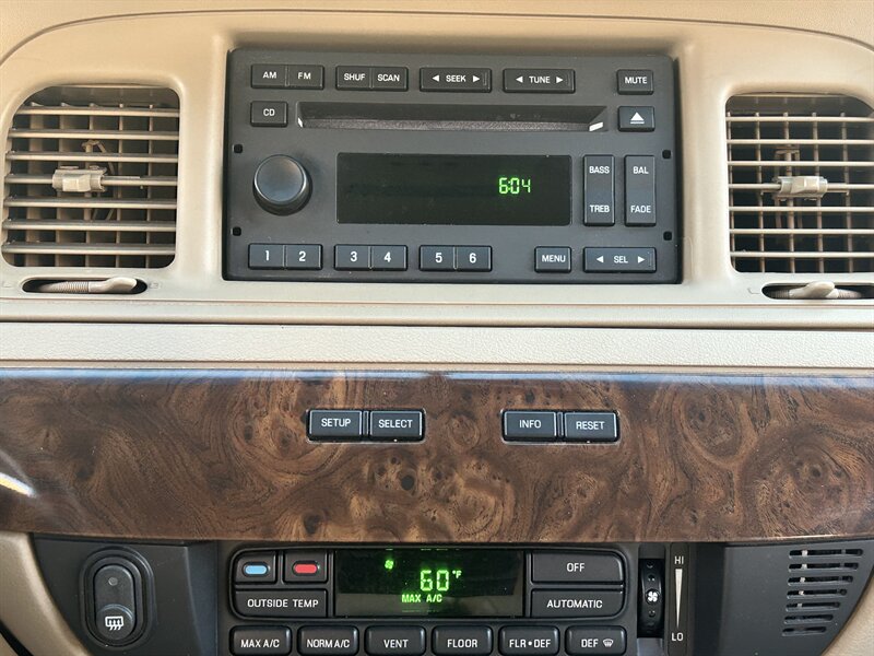 2008 Mercury MERCURY GRAND MARQUIS LS LEATHER WOOD CRUISE CONTROL 88K LOW MILES   - Photo 53 - Stafford, TX 77477