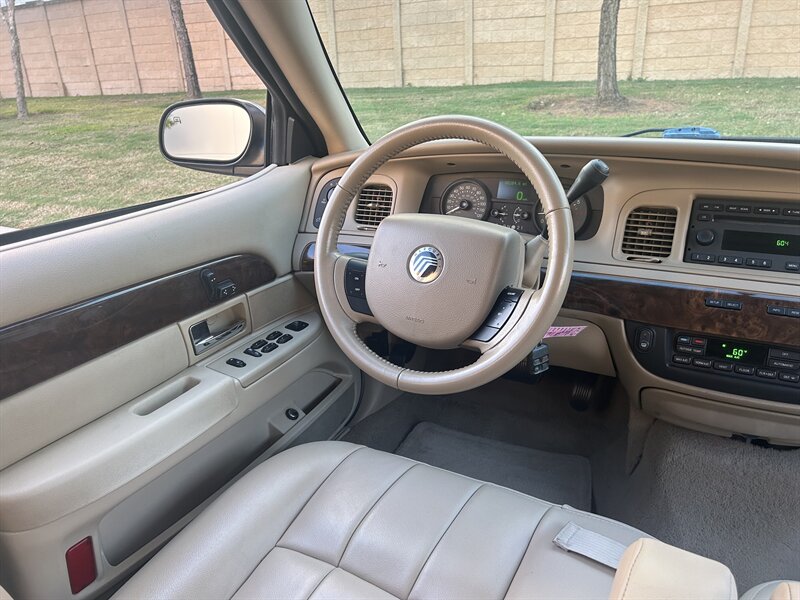 2008 Mercury MERCURY GRAND MARQUIS LS LEATHER WOOD CRUISE CONTROL 88K LOW MILES   - Photo 61 - Stafford, TX 77477