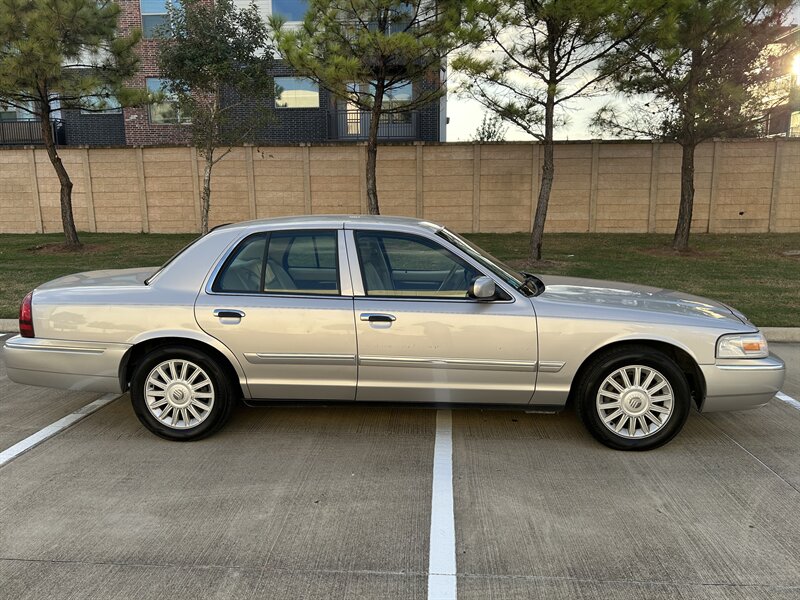 2008 Mercury MERCURY GRAND MARQUIS LS LEATHER WOOD CRUISE CONTROL 88K LOW MILES   - Photo 24 - Stafford, TX 77477