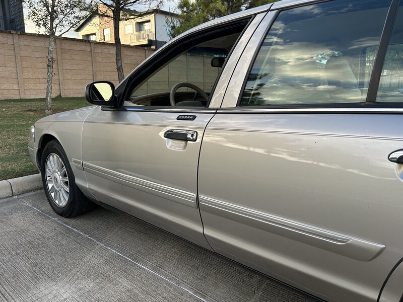 2008 Mercury MERCURY GRAND MARQUIS LS LEATHER WOOD CRUISE CONTROL 88K LOW MILES   - Photo 20 - Stafford, TX 77477