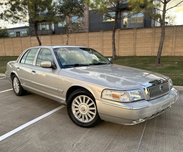 2008 Mercury MERCURY GRAND MARQUIS LS LEATHER WOOD CRUISE CONTROL 88K LOW MILES   - Photo 10 - Stafford, TX 77477