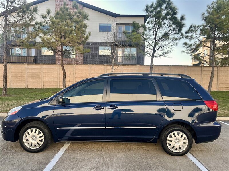 2006 Toyota TOYOTA SIENNA LE LOW 17K  MILES YOUTUBE VIDEO CALL 832 495 1608   - Photo 11 - Stafford, TX 77477