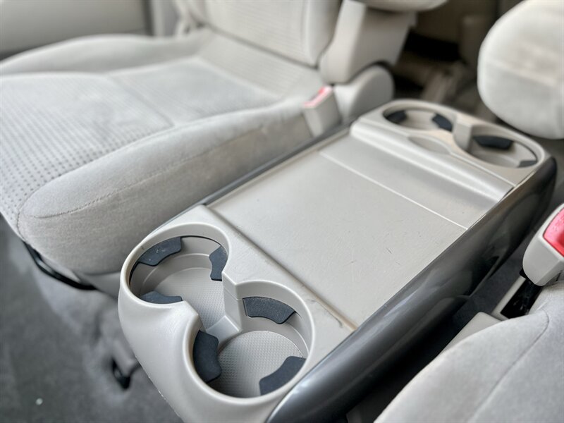 2006 Toyota TOYOTA SIENNA LE LOW 17K  MILES YOUTUBE VIDEO CALL 832 495 1608   - Photo 51 - Stafford, TX 77477