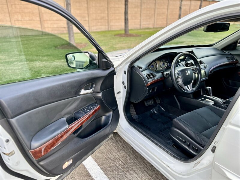 2012 Honda HONDA CROSSTOUR EX SUNROOF REAR-CAMERA BLUETOOTH YOUTUBE VIDEO   - Photo 61 - Stafford, TX 77477