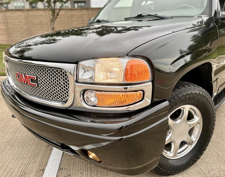 2005 GMC GMC YUKON DENALI AWD LEATHER 6.0L V8 335 hp SUNROOF YOUTUBE VIDEO   - Photo 29 - Stafford, TX 77477