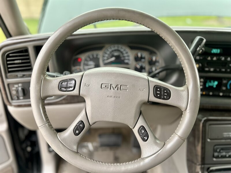 2005 GMC GMC YUKON DENALI AWD LEATHER 6.0L V8 335 hp SUNROOF YOUTUBE VIDEO   - Photo 48 - Stafford, TX 77477