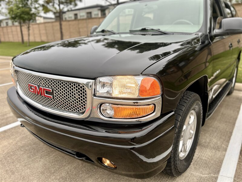 2005 GMC GMC YUKON DENALI AWD LEATHER 6.0L V8 335 hp SUNROOF YOUTUBE VIDEO   - Photo 11 - Stafford, TX 77477
