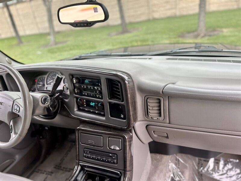 2005 GMC GMC YUKON DENALI AWD LEATHER 6.0L V8 335 hp SUNROOF YOUTUBE VIDEO   - Photo 69 - Stafford, TX 77477