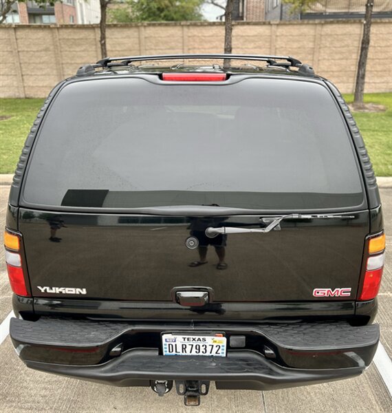 2005 GMC GMC YUKON DENALI AWD LEATHER 6.0L V8 335 hp SUNROOF YOUTUBE VIDEO   - Photo 21 - Stafford, TX 77477