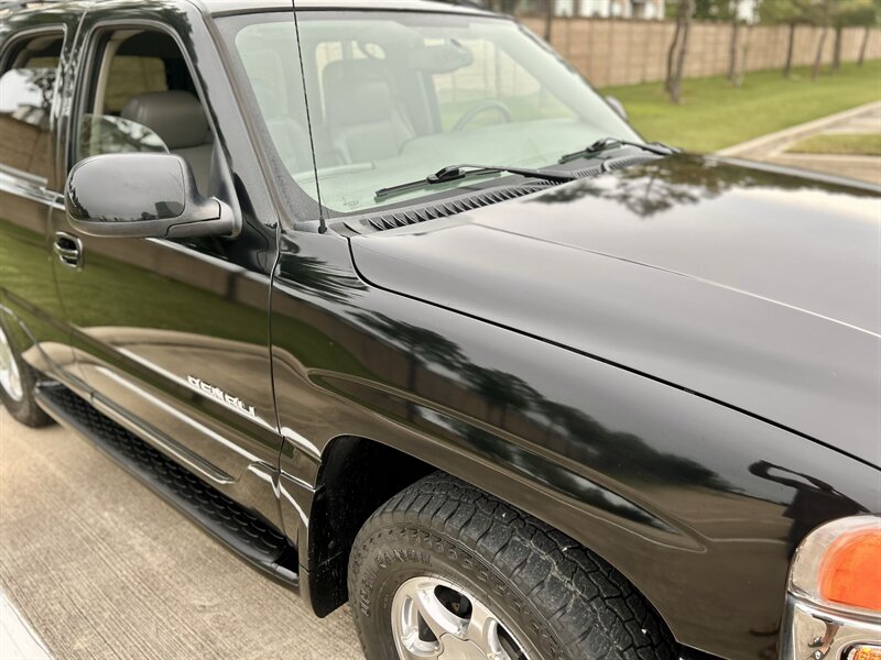 2005 GMC GMC YUKON DENALI AWD LEATHER 6.0L V8 335 hp SUNROOF YOUTUBE VIDEO   - Photo 40 - Stafford, TX 77477
