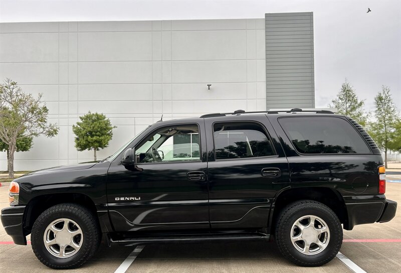 2005 GMC GMC YUKON DENALI AWD LEATHER 6.0L V8 335 hp SUNROOF YOUTUBE VIDEO   - Photo 18 - Stafford, TX 77477