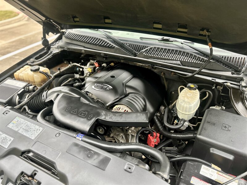 2005 GMC GMC YUKON DENALI AWD LEATHER 6.0L V8 335 hp SUNROOF YOUTUBE VIDEO   - Photo 77 - Stafford, TX 77477