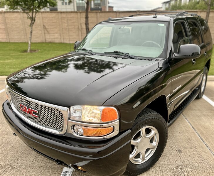 2005 GMC GMC YUKON DENALI AWD LEATHER 6.0L V8 335 hp SUNROOF YOUTUBE VIDEO   - Photo 5 - Stafford, TX 77477
