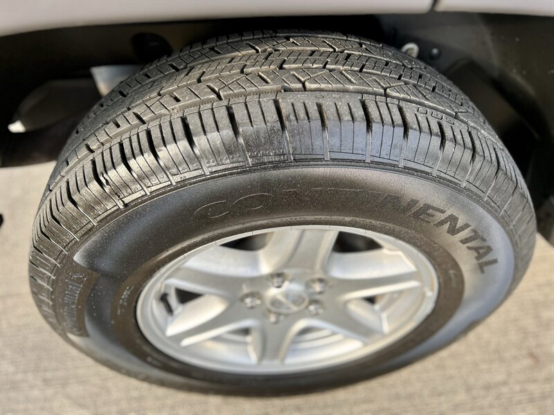 2004 Jeep JEEP LIBERTY SPORT 4X4 TRAIL RATED 3.7L V6 LTHR 4X4 YOUTUBE VIDEO   - Photo 74 - Stafford, TX 77477