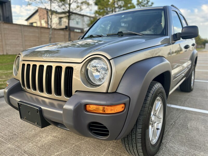 2004 Jeep JEEP LIBERTY SPORT 4X4 TRAIL RATED 3.7L V6 LTHR 4X4 YOUTUBE VIDEO   - Photo 16 - Stafford, TX 77477