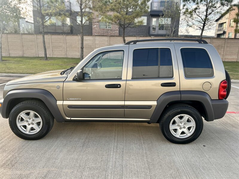 2004 Jeep JEEP LIBERTY SPORT 4X4 TRAIL RATED 3.7L V6 LTHR 4X4 YOUTUBE VIDEO   - Photo 13 - Stafford, TX 77477