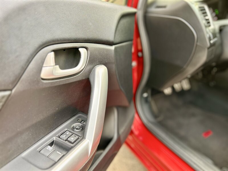 2013 Honda HONDA CIVIC SI COUPE 6-SPEED 2.4L DOHC i-VTEC YOUTUBE VIDEO   - Photo 39 - Stafford, TX 77477