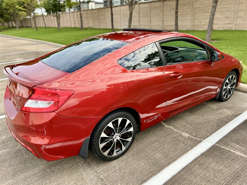 2013 Honda HONDA CIVIC SI COUPE 6-SPEED 2.4L DOHC i-VTEC YOUTUBE VIDEO   - Photo 24 - Stafford, TX 77477