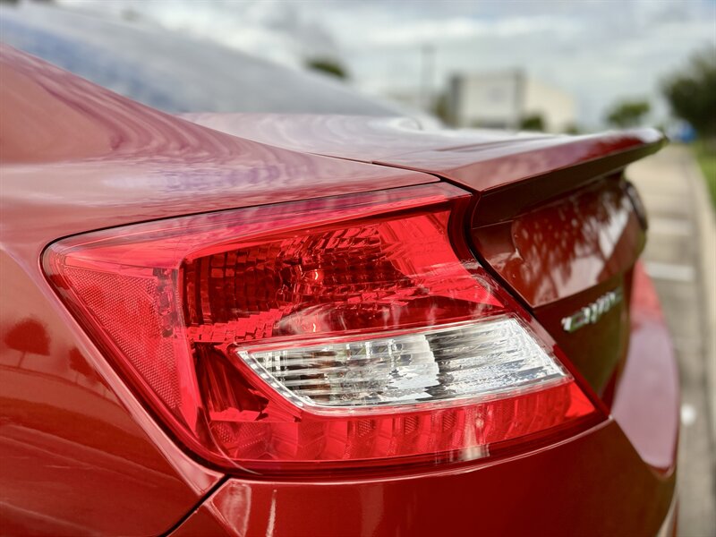 2013 Honda HONDA CIVIC SI COUPE 6-SPEED 2.4L DOHC i-VTEC YOUTUBE VIDEO   - Photo 66 - Stafford, TX 77477