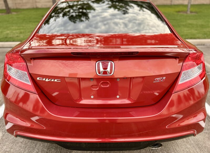 2013 Honda HONDA CIVIC SI COUPE 6-SPEED 2.4L DOHC i-VTEC YOUTUBE VIDEO   - Photo 18 - Stafford, TX 77477