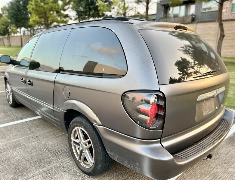 2003 Chrysler CHRYSLER TOWN & COUNTRY LXi LEATHER AUTOMATIC COLD AC FRESH TRADE   - Photo 9 - Stafford, TX 77477